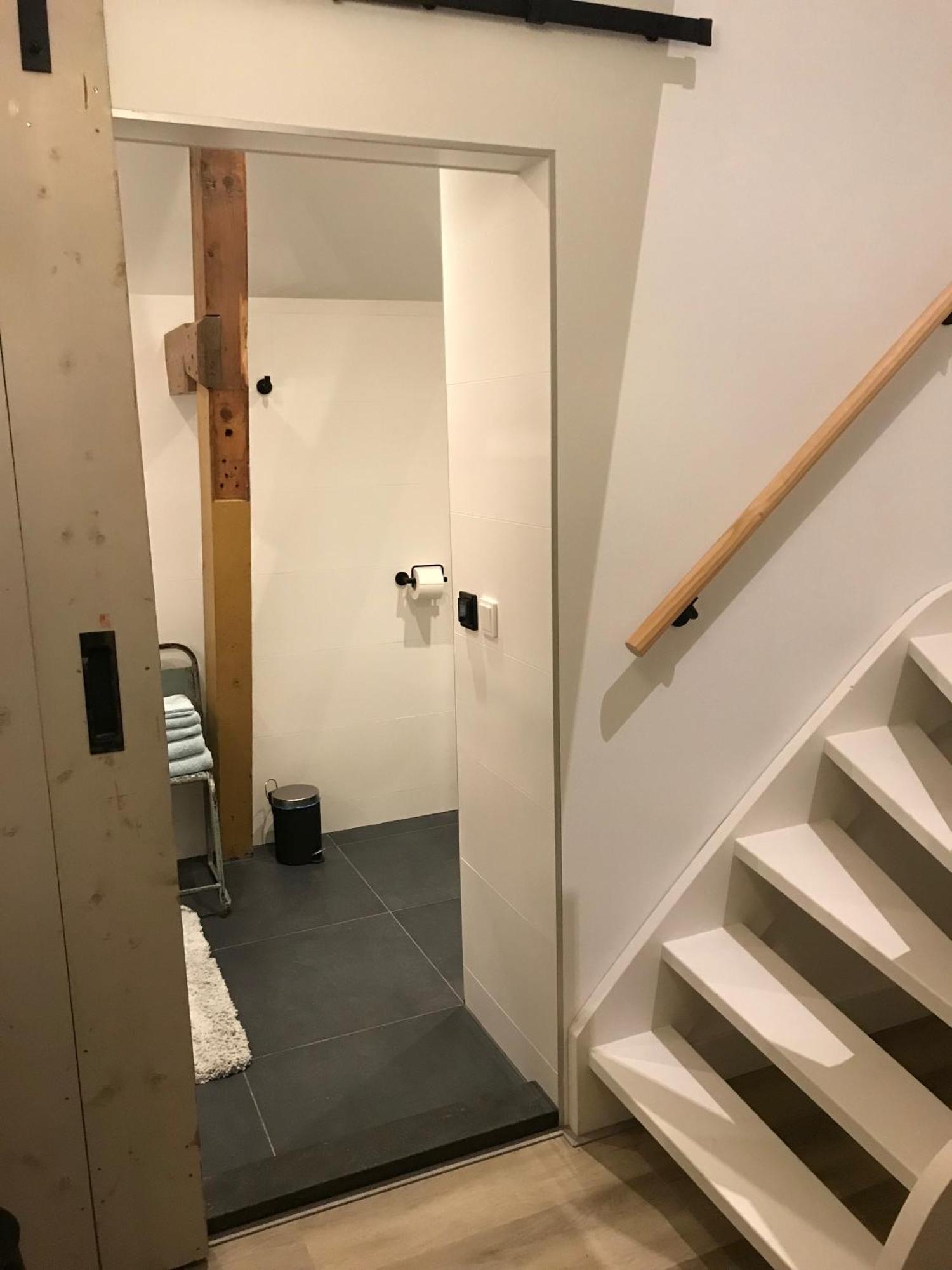 B&B Logeren Bij De Burgemeester Stad aan 't Haringvliet Esterno foto